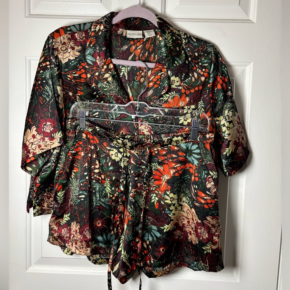 Rachel Zoe Floral Pajama Set Size medium